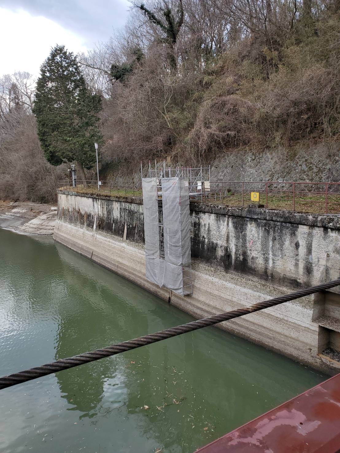 ○○ダム落石対策工事【仮設工事】