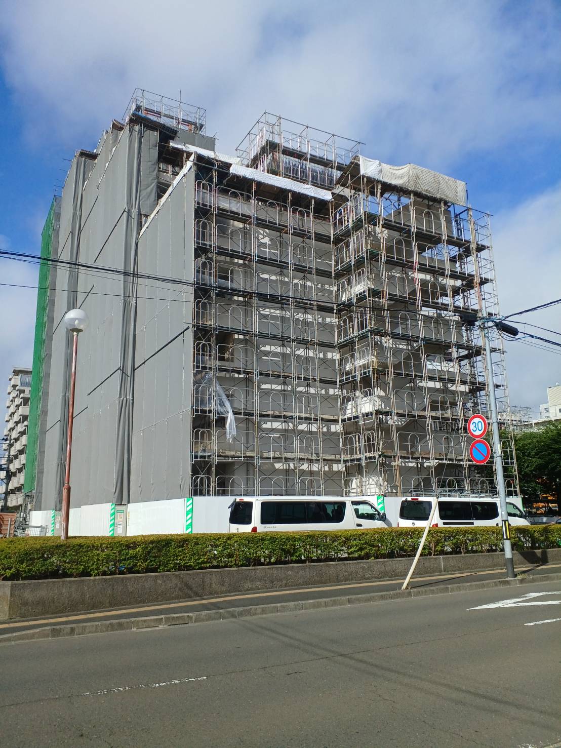 仙台市○○○○住宅外壁改修その他工事【仮設工事・クレーン作業】