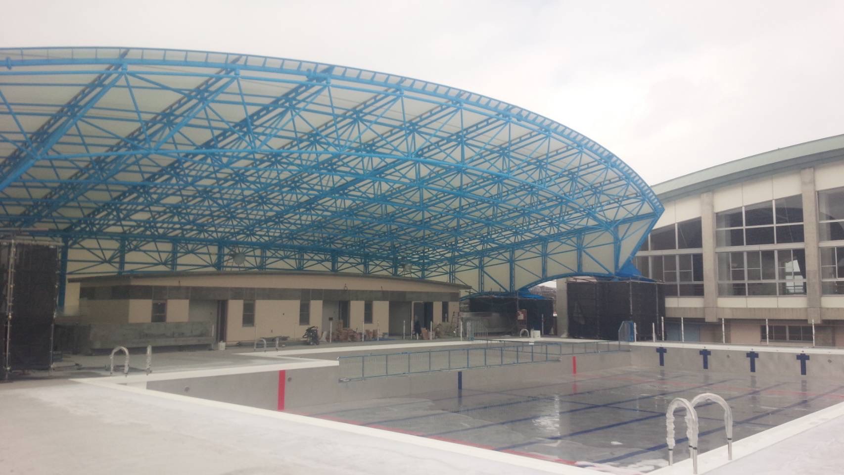 ○○某屋外プール新築工事【仮設・土工・コンクリート工事】