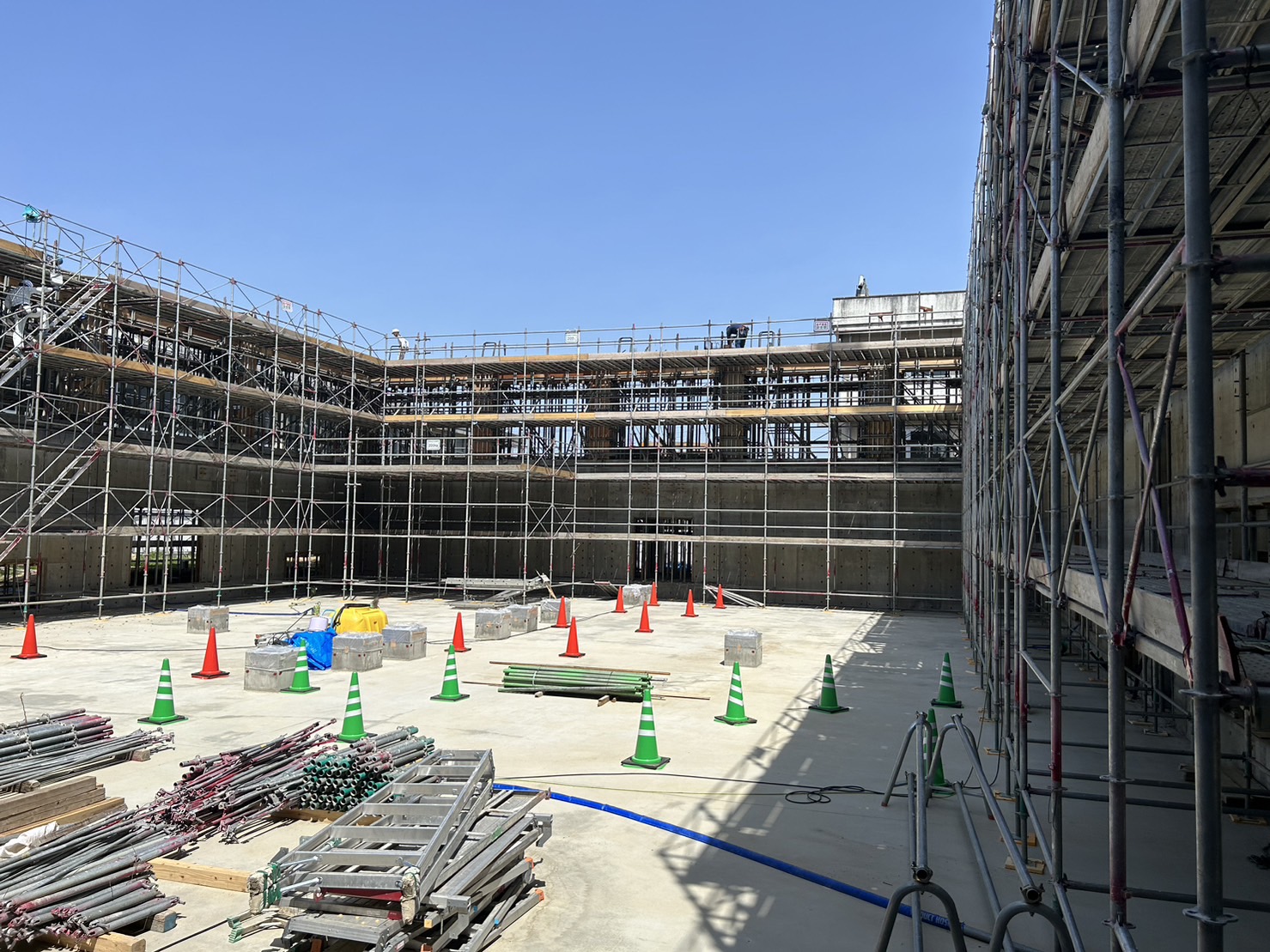 福島市内小学校 屋内運動場改築事業建築本体工事【仮設工事】