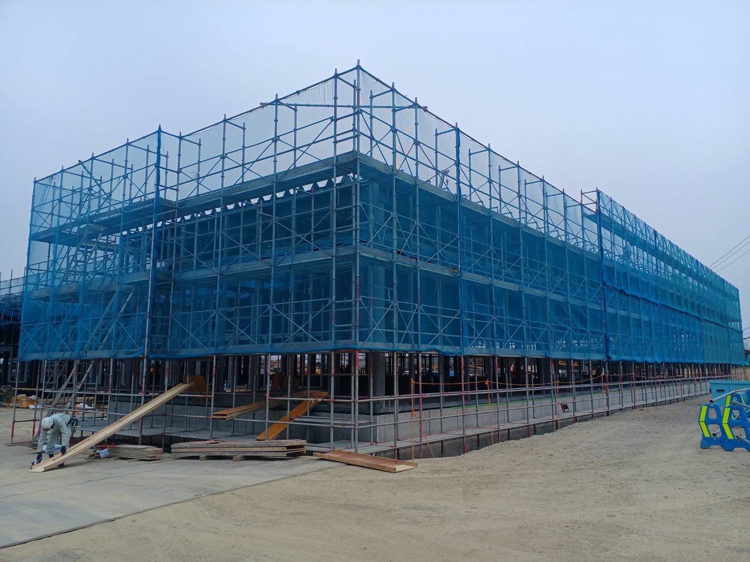 某工場新築足場工事【仮設・土工・コンクリート工事】