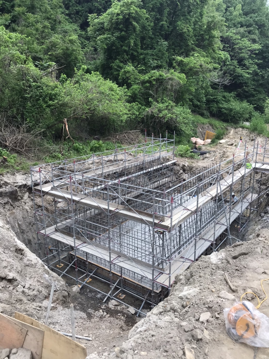 災害復旧事業○○水路工事【仮設工事】