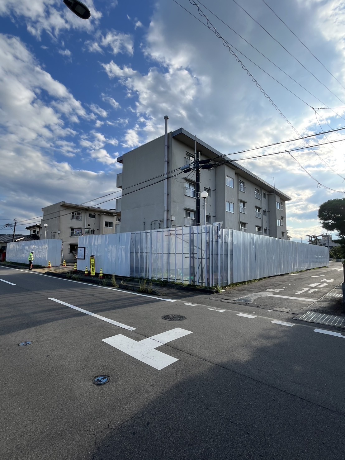 某公舎解体工事•仮囲い組立【仮設工事】