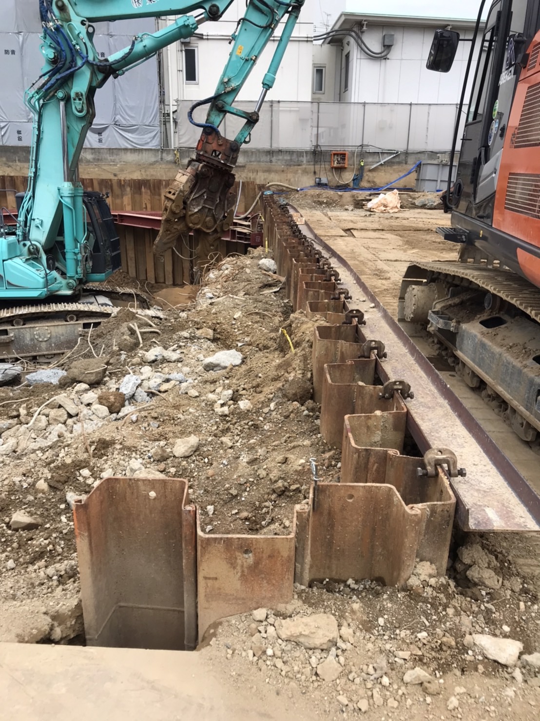 某庁舎解体工事【仮設工事】