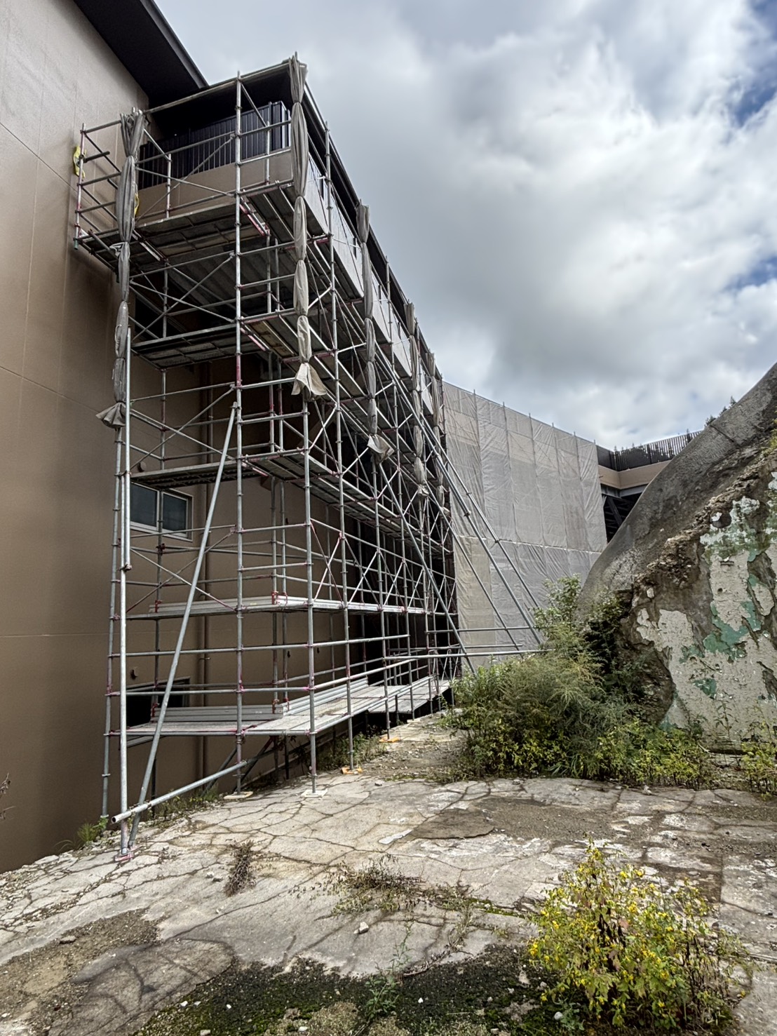 ホテル○○修繕工事【仮設工事】