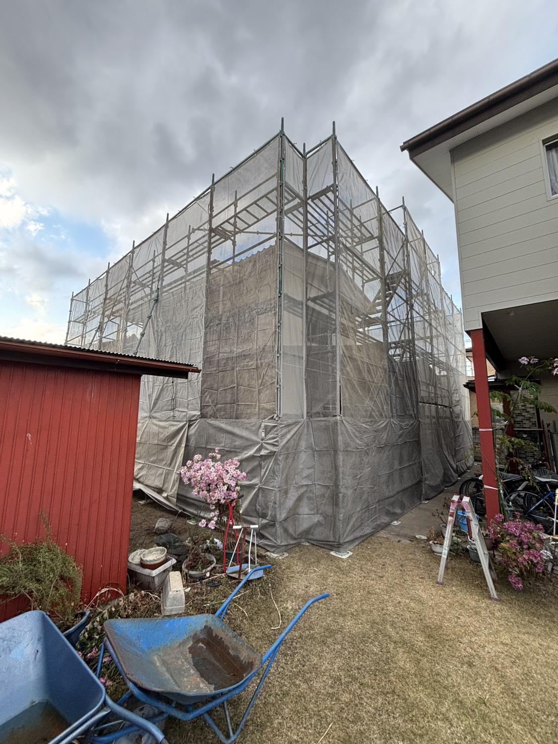 市内一般住宅解体工事【仮設工事】