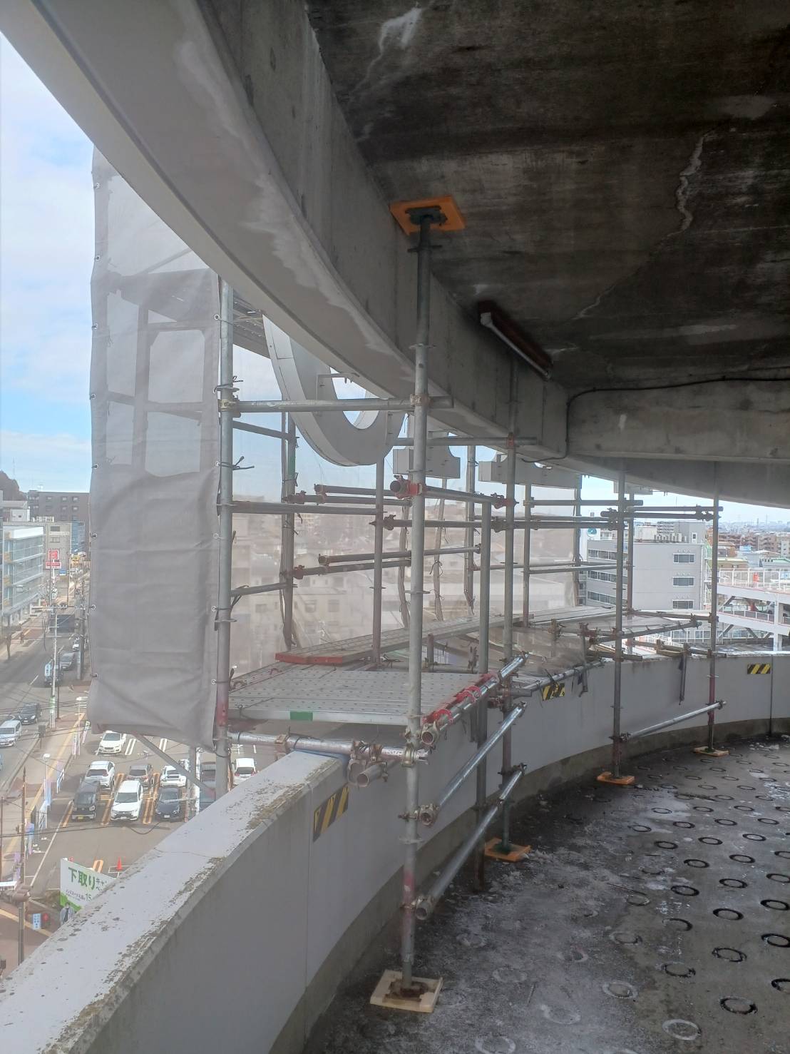 仙台泉店総合スーパーサイン看板撤去工事【仮設工事】