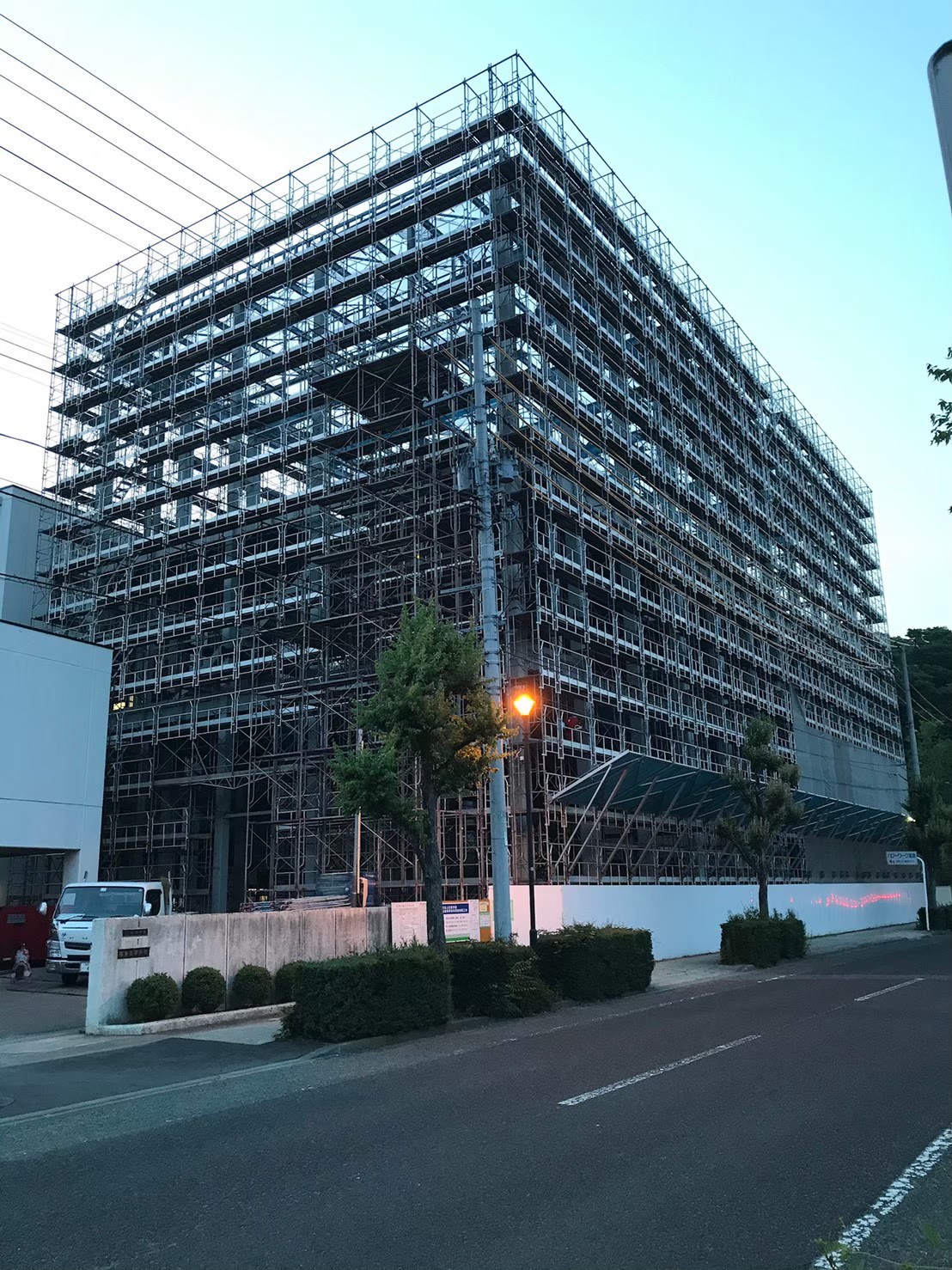 福島市内○○学校体育館新築工事【仮設工事】