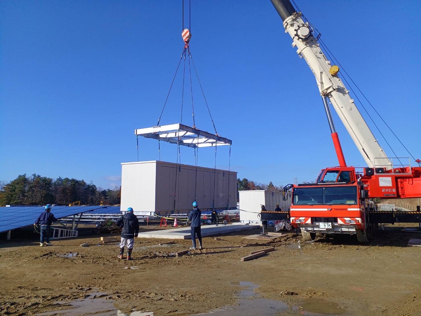 某太陽光発電所新設工事【仮設・土工・据付・コンクリート工事】